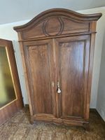 Armoire en bois, 2 portes
