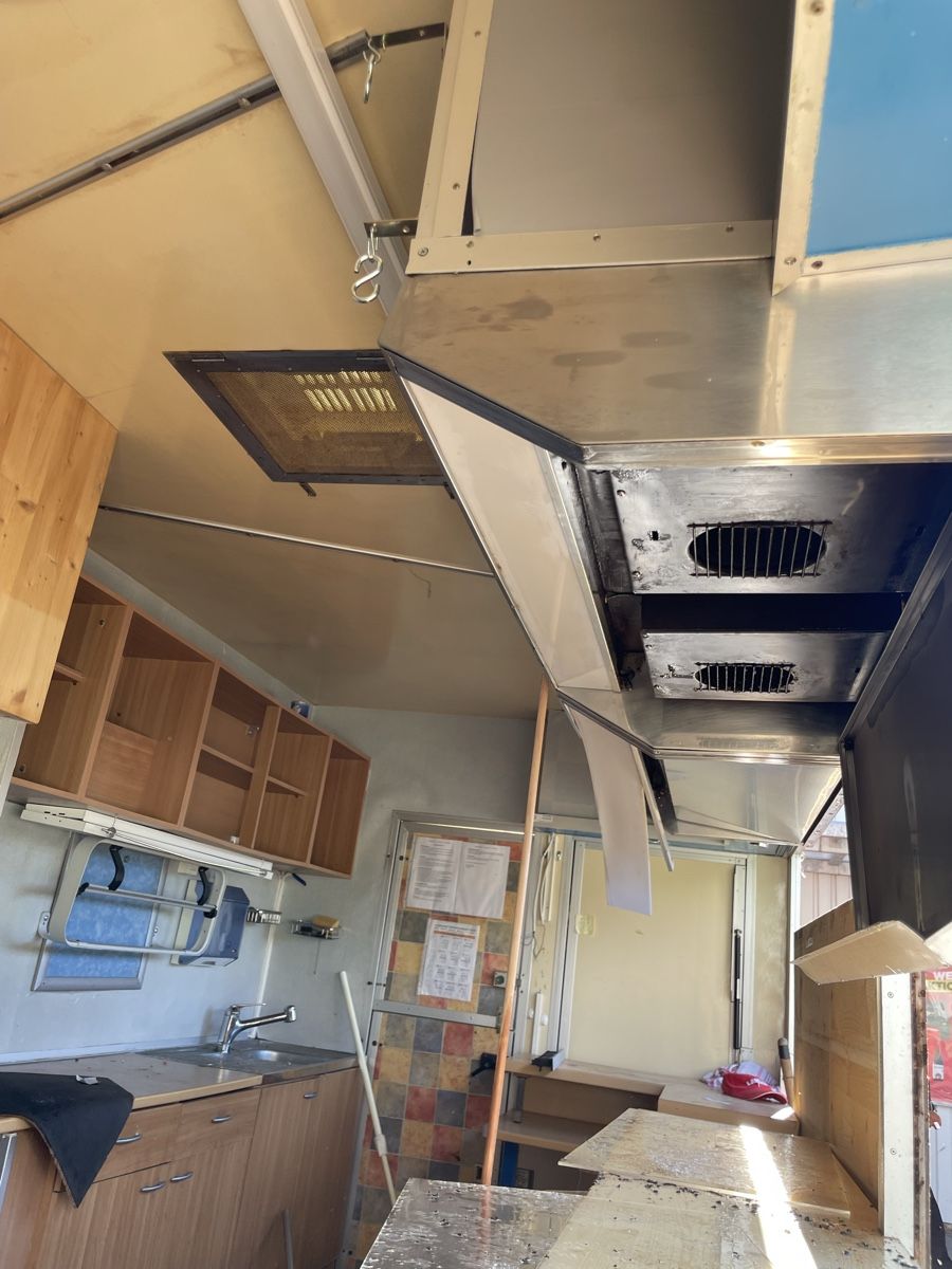 Anhänger: Foodtruck – Gebraucht aus Pieterlen von Magoscha1 3