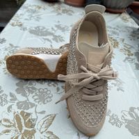 Back 70 Sneaker Grösse 39 beige mit Steinen