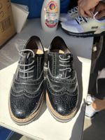 Scarpe stringate nere stile brogue condizioni buone