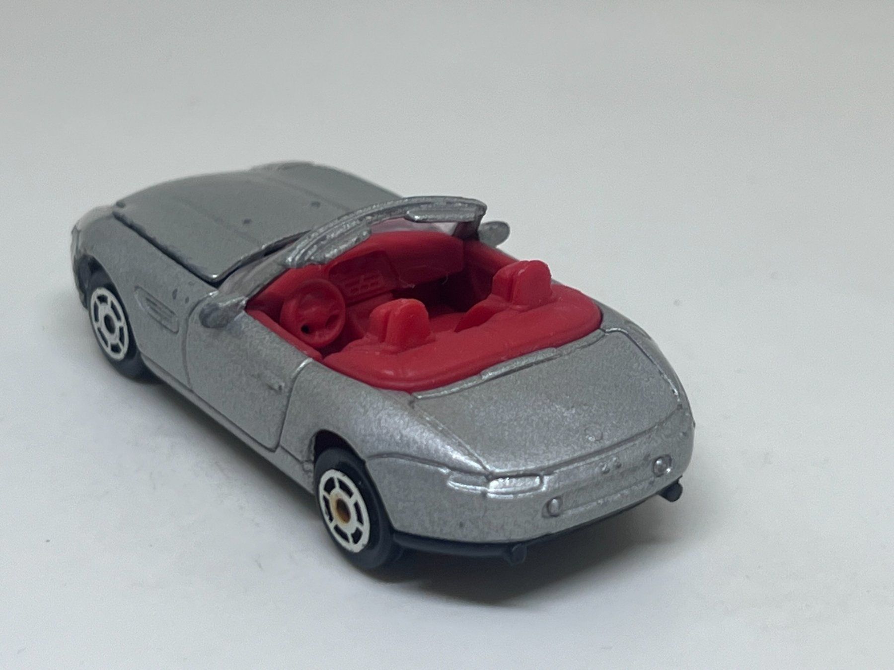 Majorette Voitures modèles: Majorette BMW Z8 #619 – D'occasion à Wildegg par LaaBoutique 2
