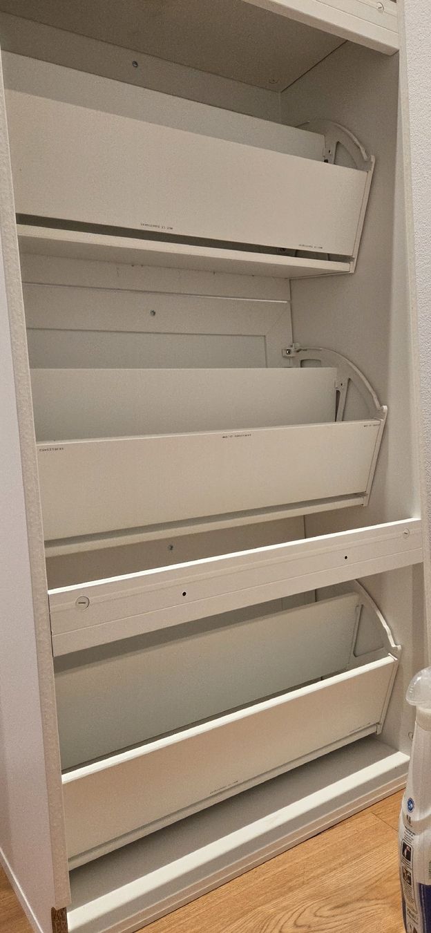 Armadi: schuhschrank 3 teilig Ikea – Usato da Arni BE venduto da Jolanda2000 2