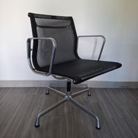 Bürostuhl Vitra Chair EA 108 Aluminium