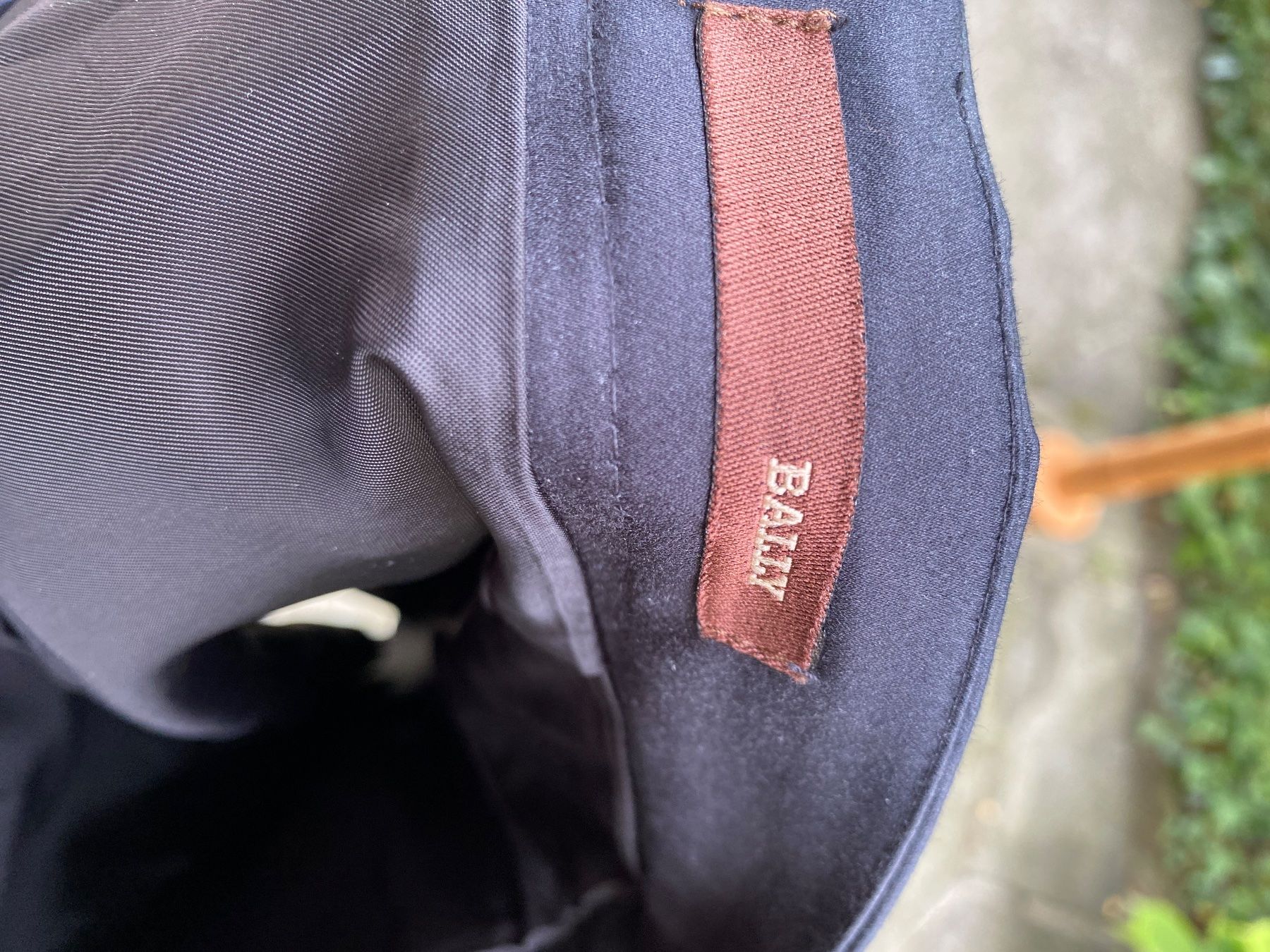 Bally Gonne: Bally Damen Rock schwarz – Usato da Zürich venduto da JDB_Vintage 4
