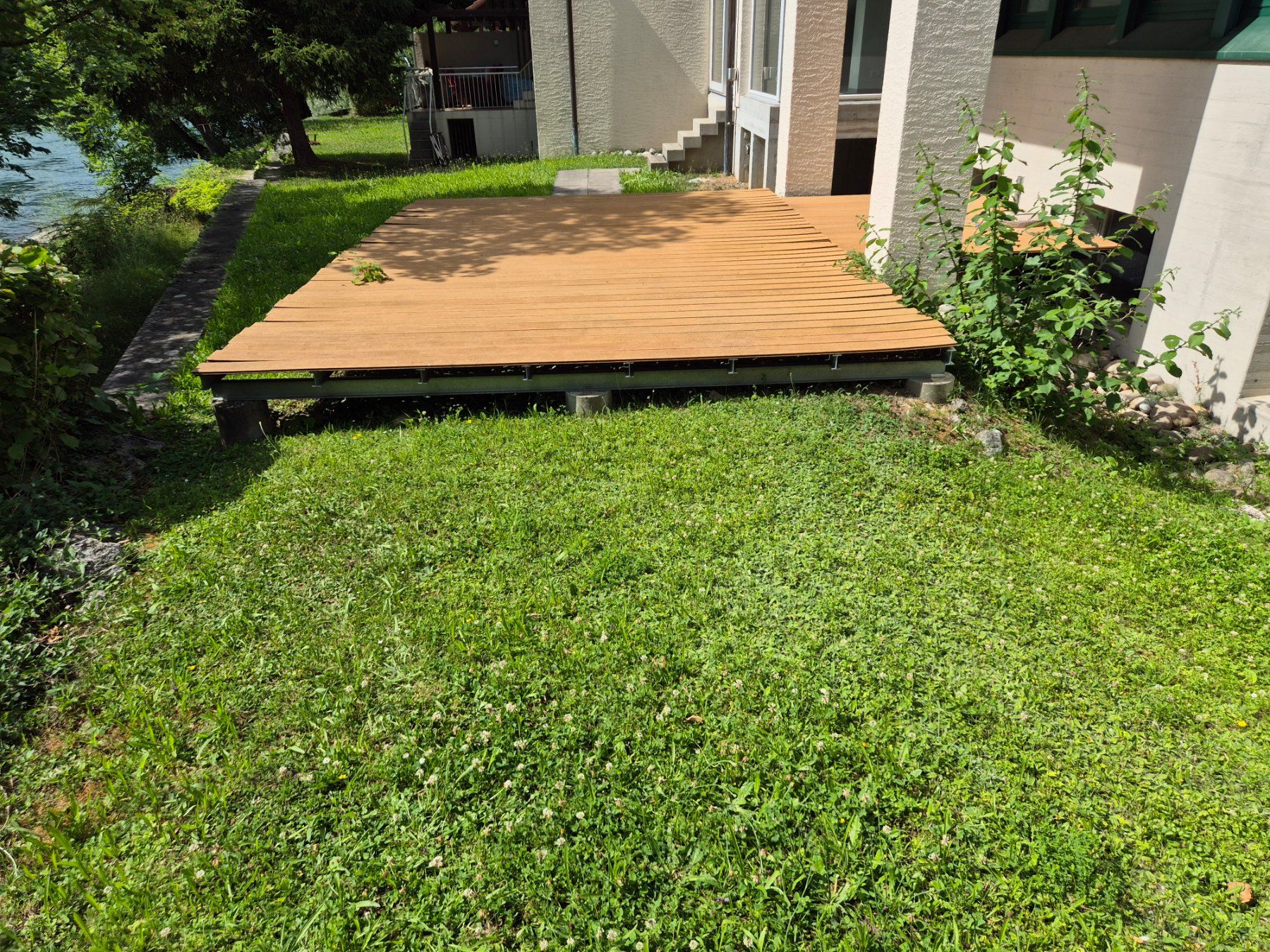 Articoli in legno: WPC-Terrassendielen – Usato da Rothrist venduto da rhodo01
