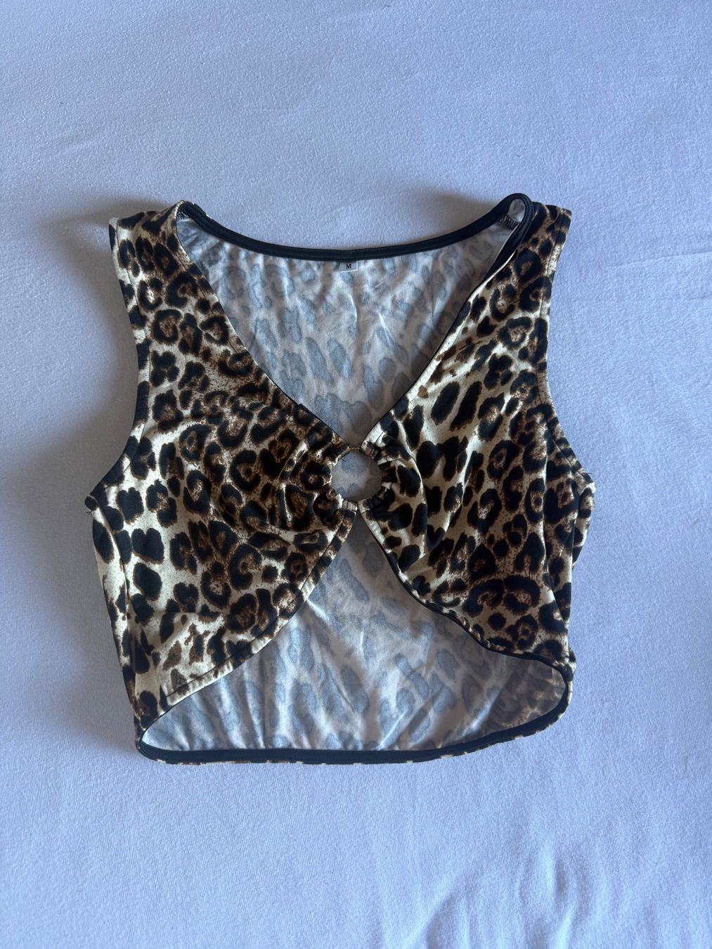 Top: Leopard Oberteil – Nuovo (secondo la descrizione) da Laupen BE venduto da Alina_aaee