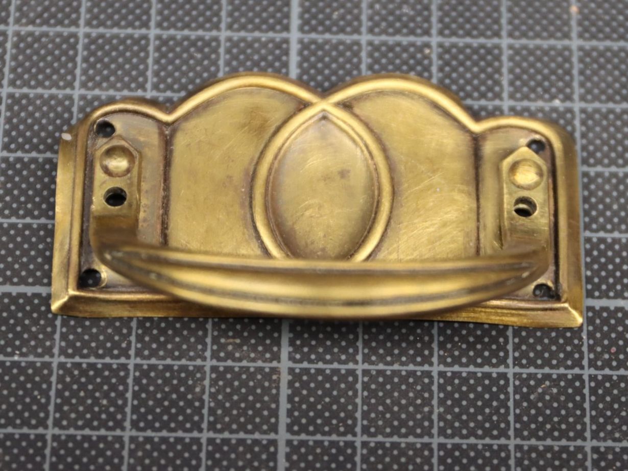 Ferramenta: 9 teiliges Jugendstil Kommodengriffe-Set – Usato da Emmetten venduto da Super008 1