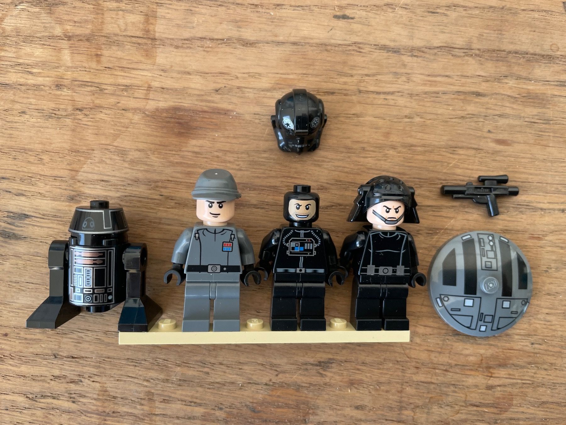 Lego Kit di costruzioni: LEGO Star Wars 9492 TIE Fighter – Nuovo (secondo la descrizione) da Wil SG venduto da blitzeblanko 2