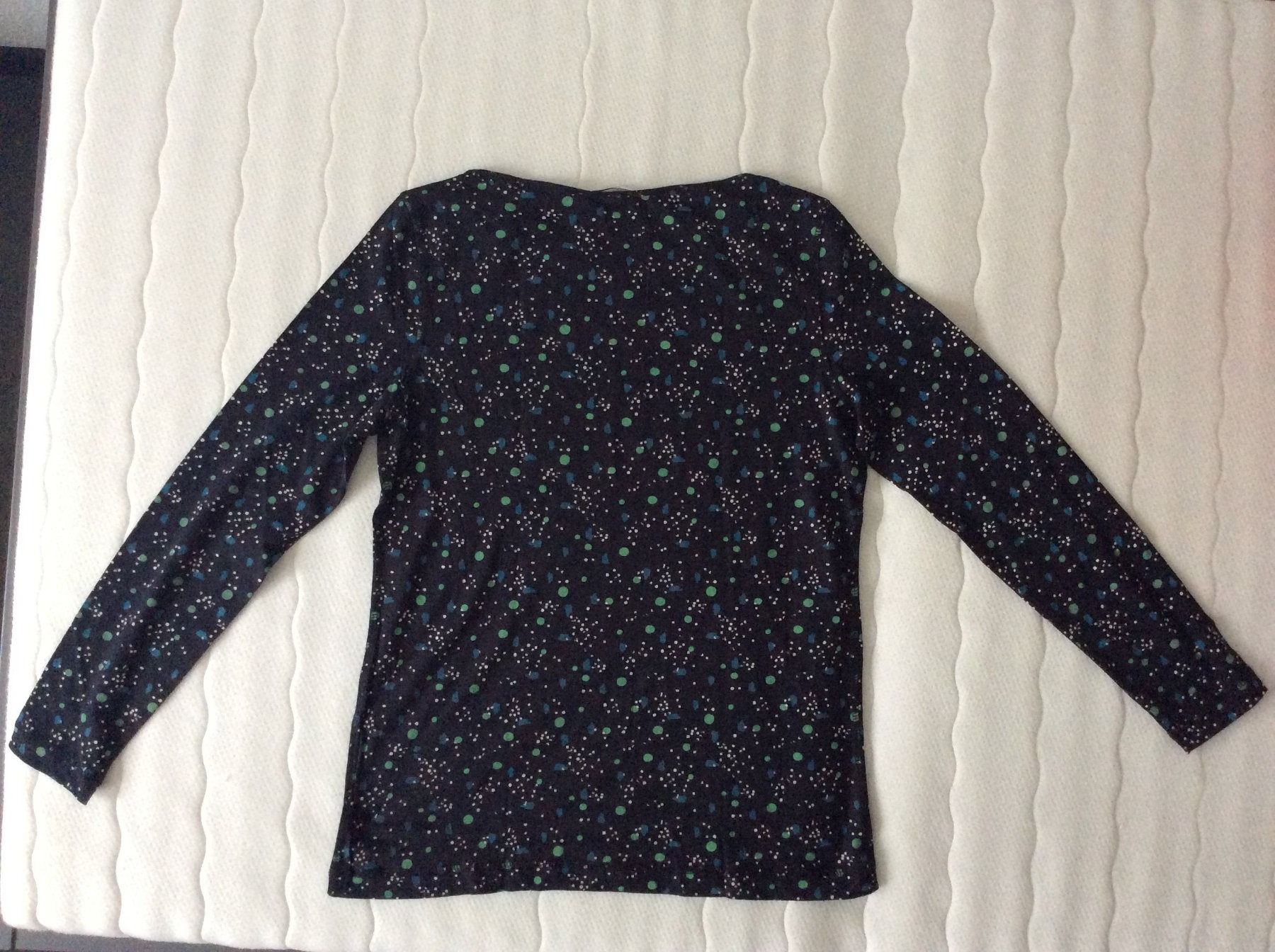 Esprit T-shirt: Langarmshirt von Esprit Gr. L – Nuovo e nell'imballaggio originale da Riehen venduto da apo_n7lm 1