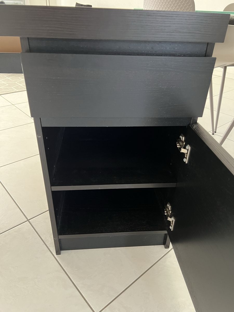 Schreibtische: Ikea Schreibtisch braunschwarz – Gebraucht aus Urtenen-Schönbühl von nina1969 2