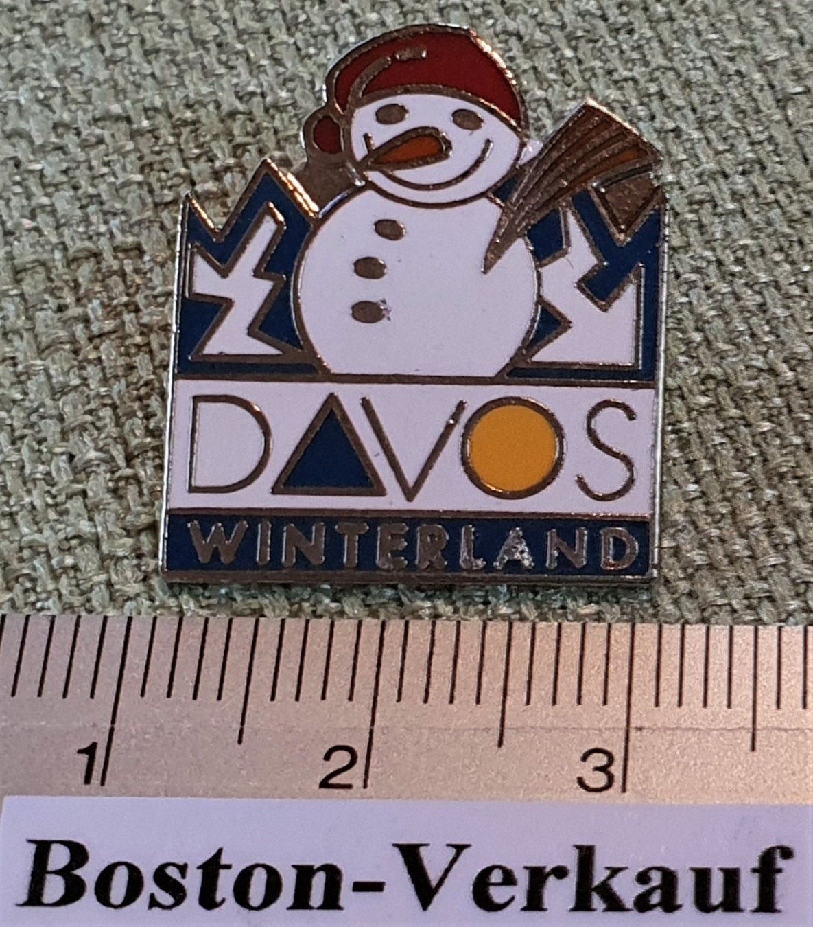 Placchette & Badge: E934 - Pin Davos Winterlandschaft Suisse – Usato da Reinach BL venduto da Boston-Verkauf 1