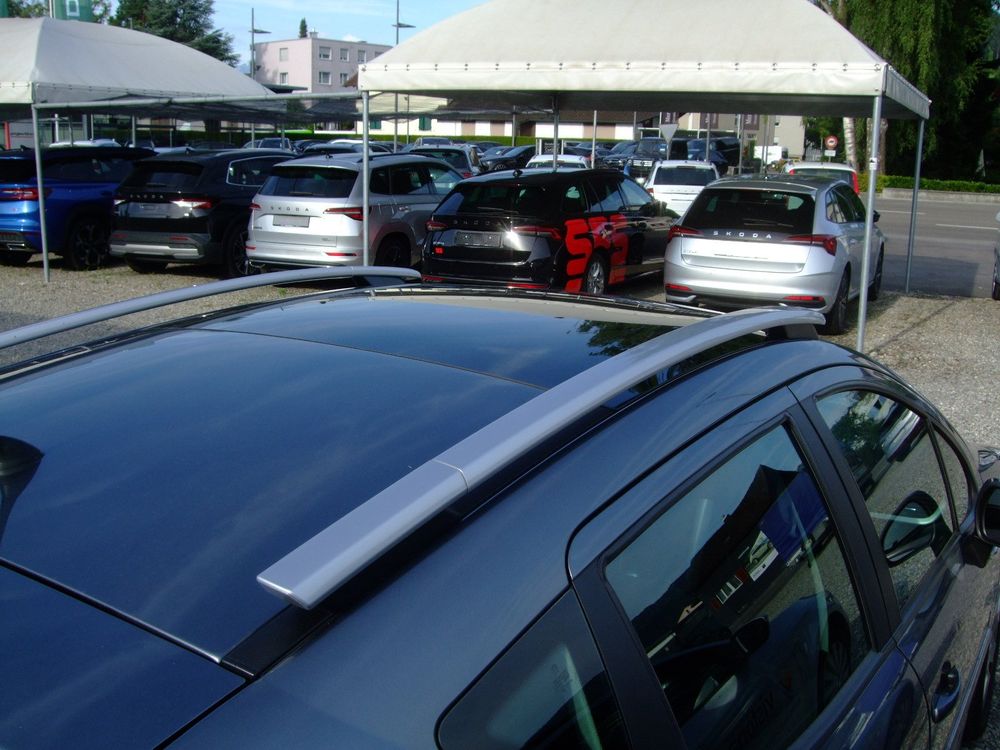 Peugeot Automobili: PEUGEOT 207 SW 1.4i 16 V KOMBI MIT MFK ALLES LESEN ! – Usato da Schachen b. Reute venduto da Dzestar 4