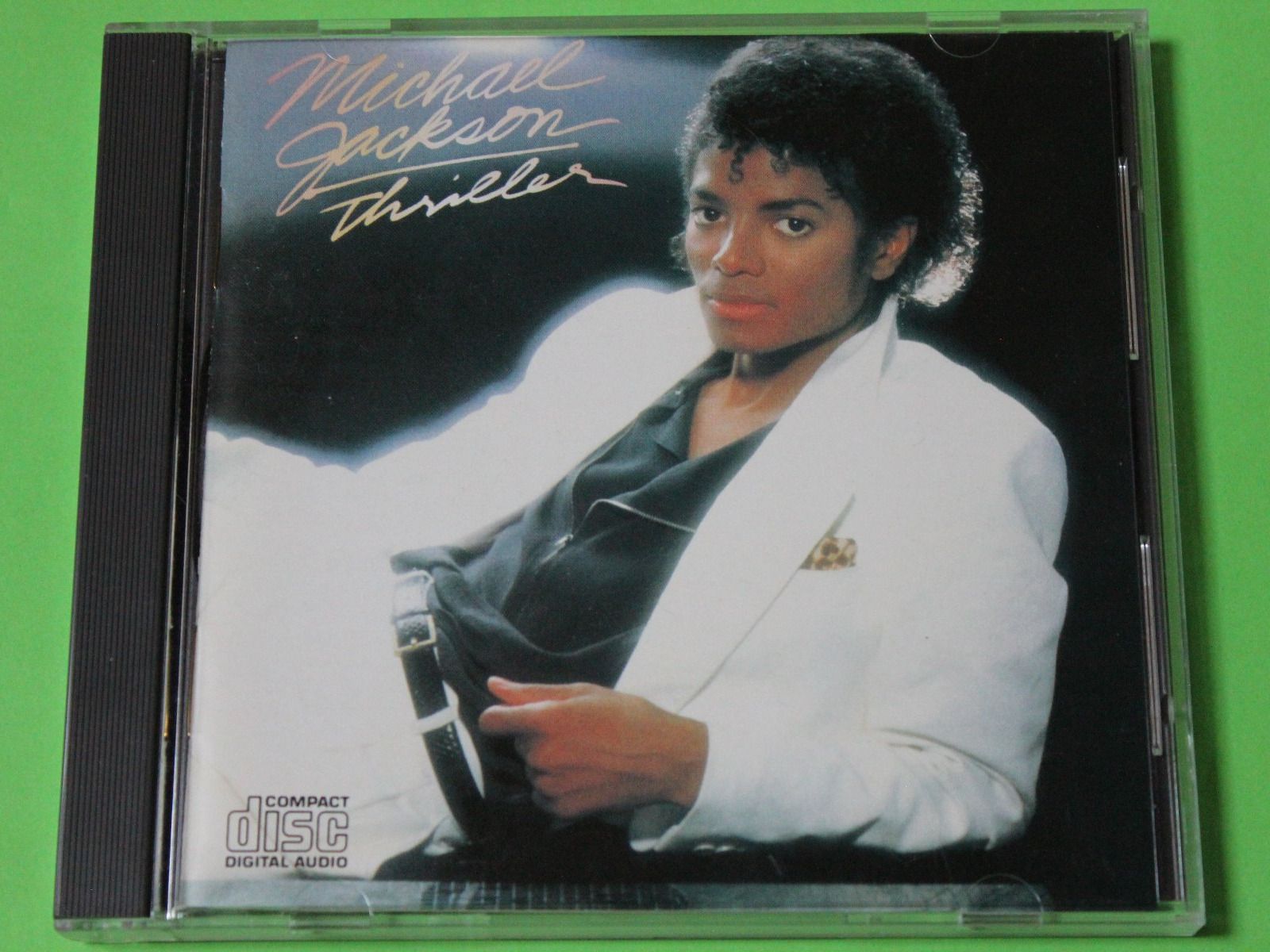 CD: Michael Jackson - Thriller CD Made in Japan 1982 Label: EPIC – Usato da Tübach venduto da JamesStone 1