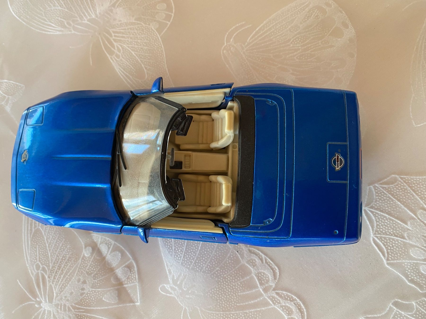 Chevrolet Modellini d'auto: Corvette Modellauto Cabriolet blau – Usato da Brugg AG venduto da Honeybee6 2