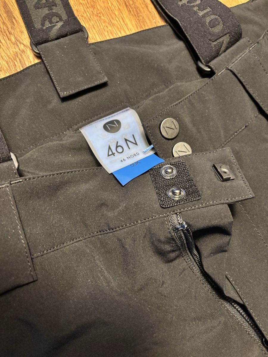 46 Nord Pantaloni: Skihose 46 Nord Gr. L Schwarz – Usato da Küttigen venduto da Hedimia 7