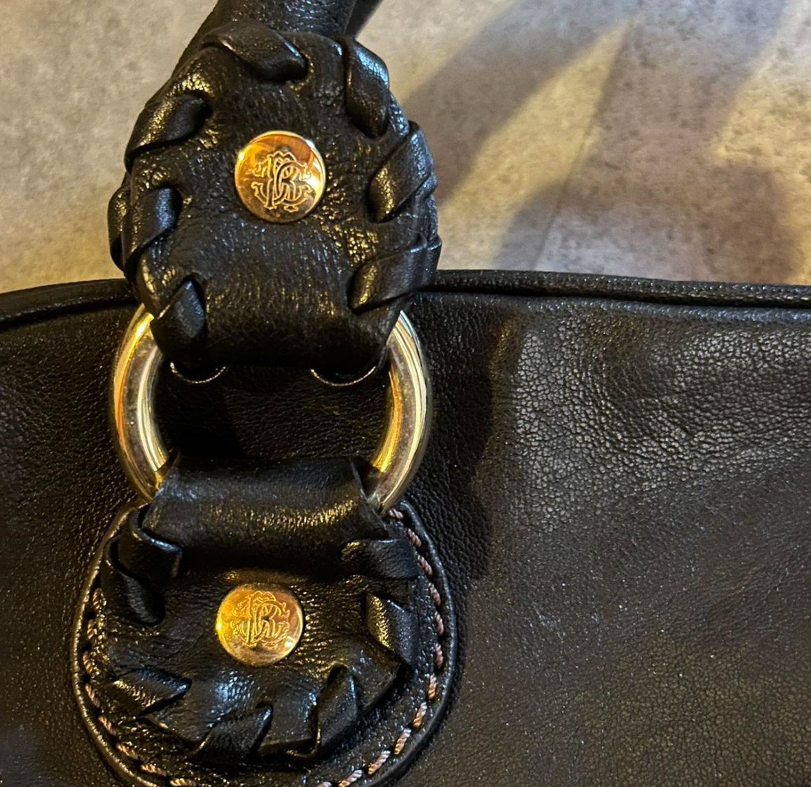 Roberto Cavalli Taschen für Damen: Roberto Cavalli Ledertasche Handtasche schwarz leopard – Gebraucht aus Flanthey von ale_xandra 4