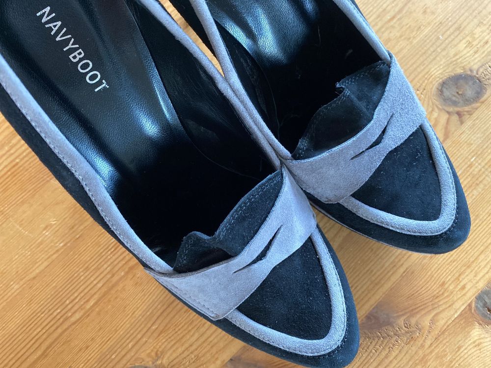 navyboot high heels