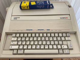Schreibmaschine Olympia Carina 2000