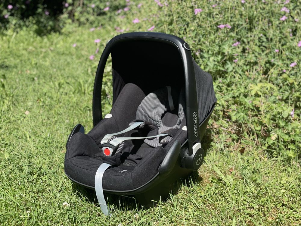 Maxi-Cosi Sièges auto: Maxi-Cosi Pebble Babyschale - Sicher und kuschelig! – D'occasion à Engelburg par Christof_Zoellig 1