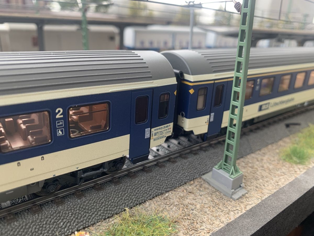 Märklin Modelleisenbahnen: Märklin HO 42175 set BLS SBB – Neu und originalverpackt aus Montpreveyres von Maleagant 6