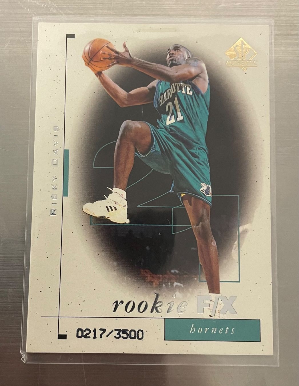 Nba Carte collezionabili: NBA Ricky Davis Upper Deck SP Rookie Card /3500 – Nuovo (secondo la descrizione) da Muttenz venduto da joba23