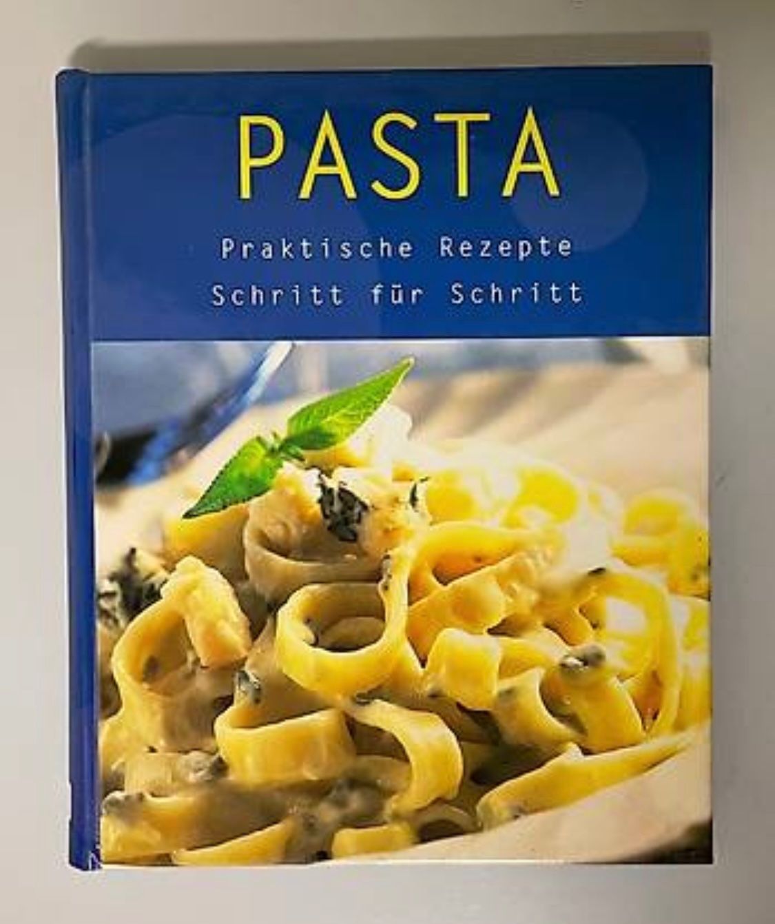 Libri: Kochbuch Pasta Rezepte – Usato da Basel venduto da tif_m2h6