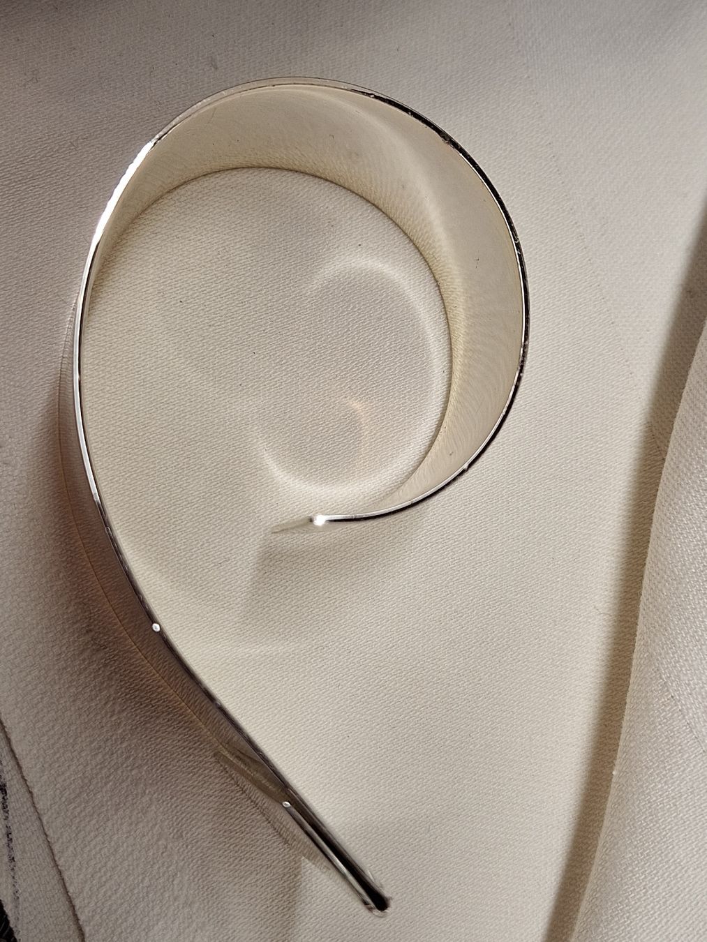 Altro in Decorazioni & Accessori: Serviettenhalter versilbert von Antonio Belucci – Usato da Rheinfelden venduto da Cleopatra2000