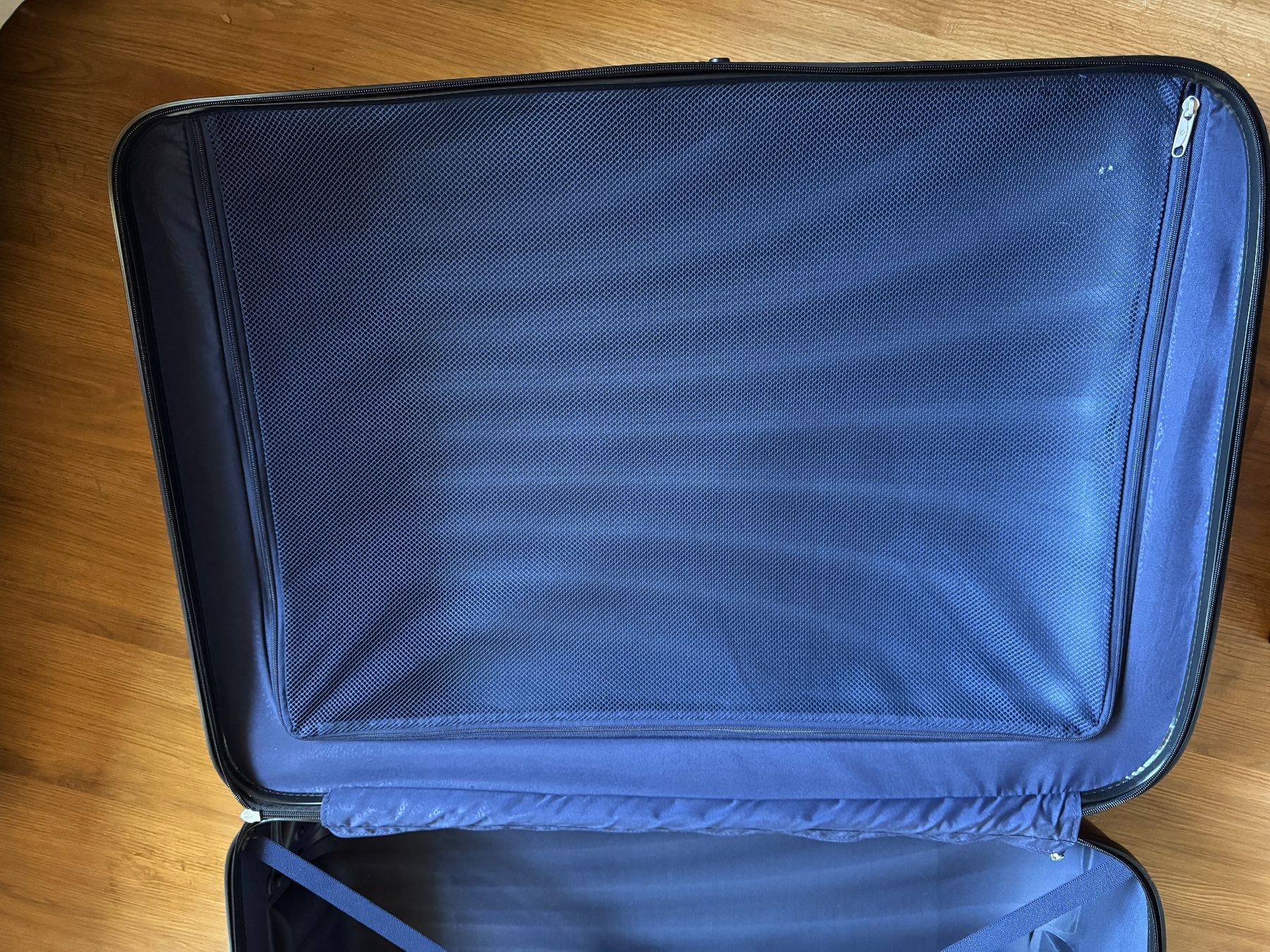 Samsonite Valigie: Koffer Samsonite C-Lite Trolley mit 4 Rollen 86cm – Usato da Winterthur venduto da Hypno 5