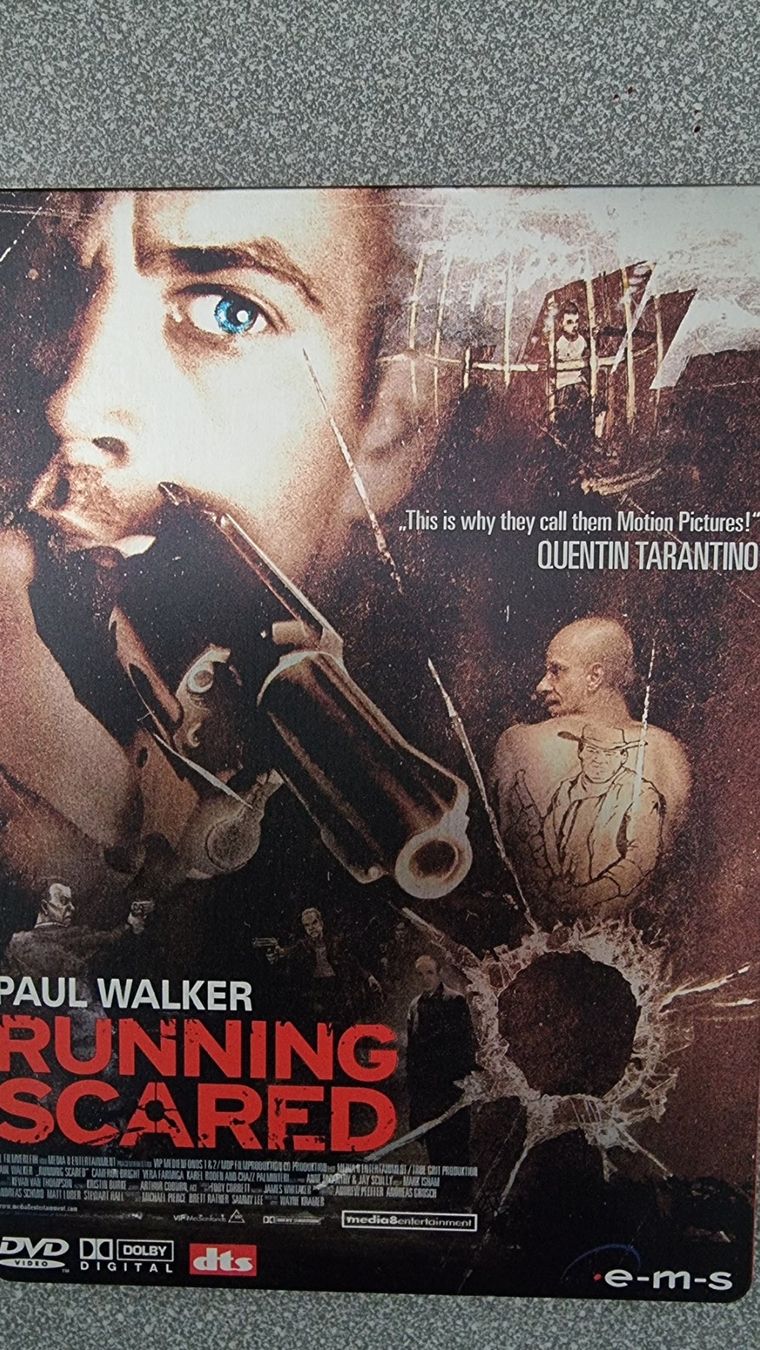 Tutti i DVDs: DVD Running Scared Steelbook – Usato da Oetwil am See venduto da fineli2