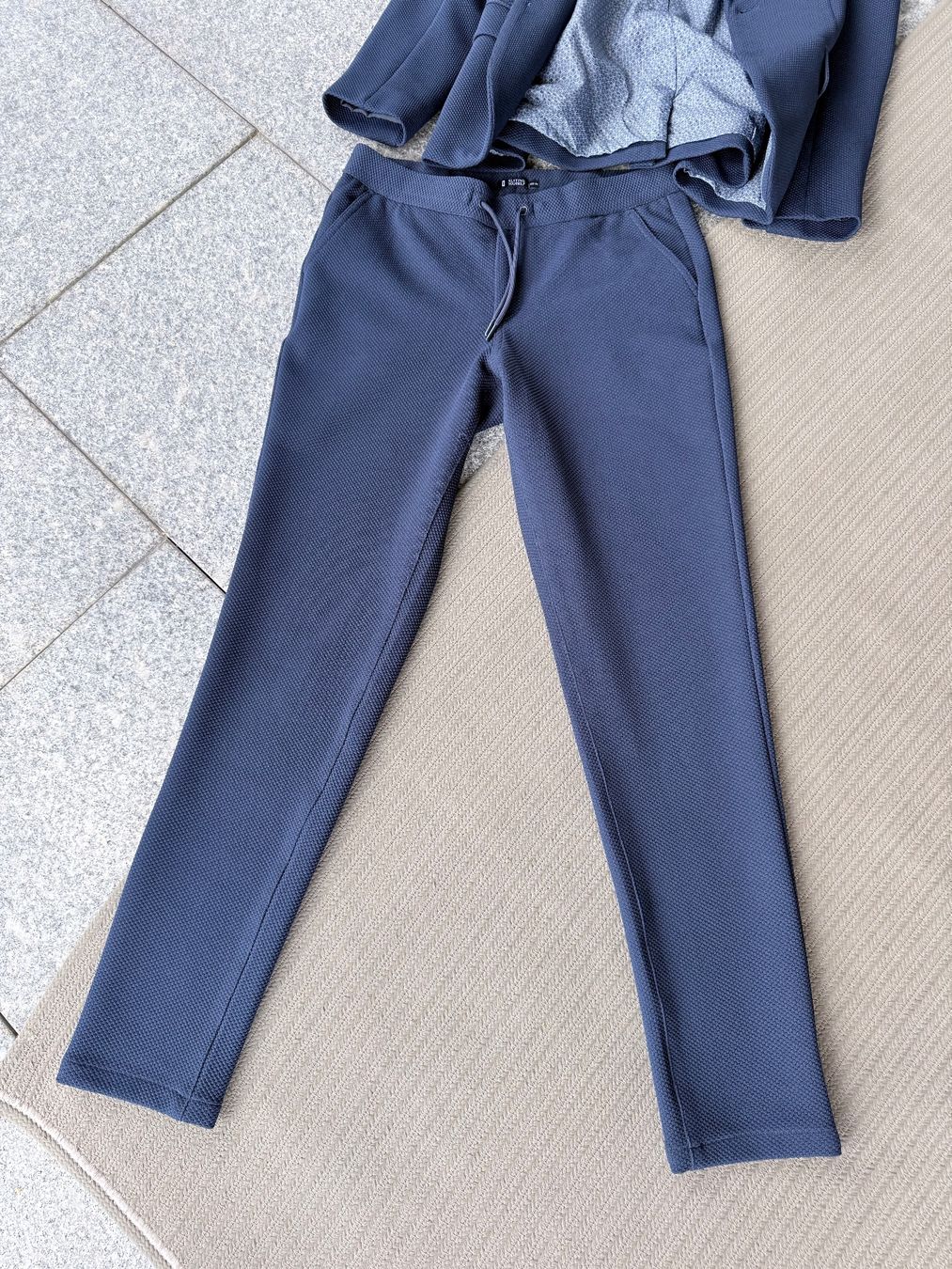 We Ensembles: Anzug Hose mit Jacket blau Gr 158/164 – Neuf (Voir description) à Wermatswil par FEDN 1