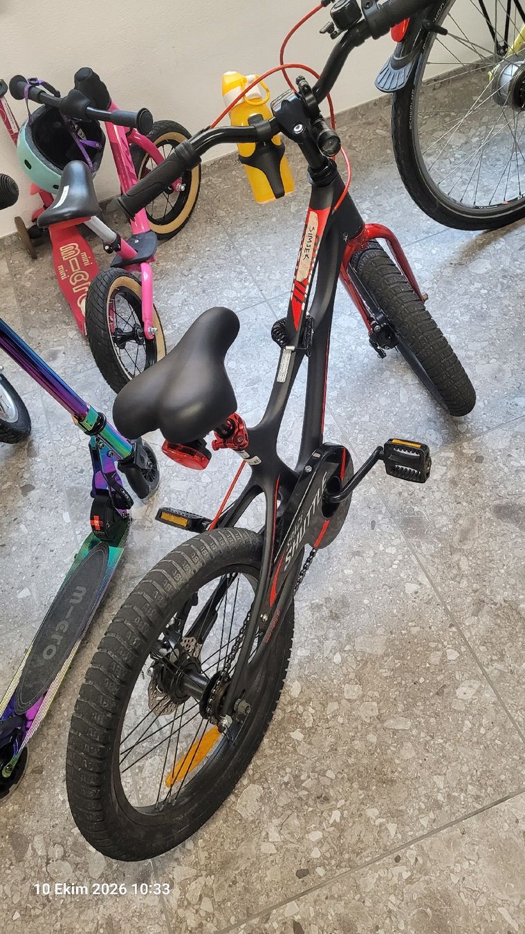 Biciclette: Space Shuttle Childrens Bicycle Black Red Used – Nuovo (secondo la descrizione) da Zürich venduto da kka_x7bl 2