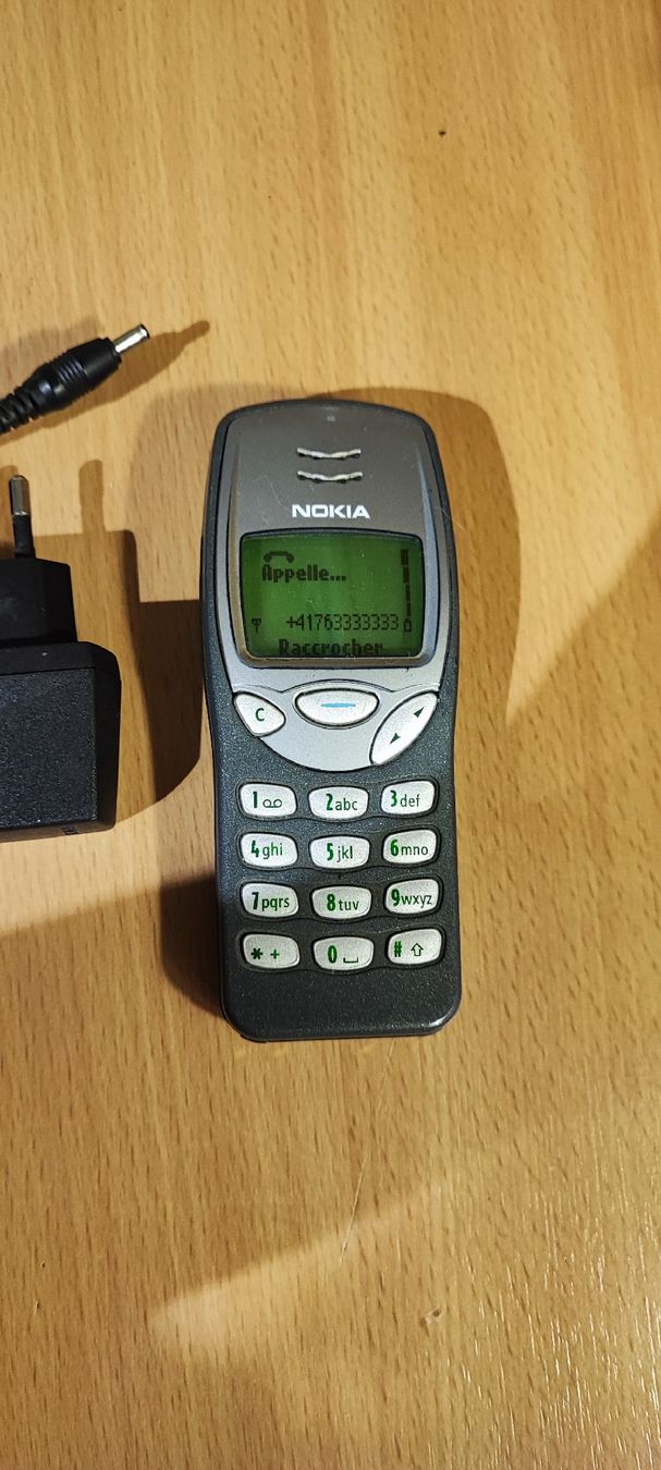 Nokia Telefoni cellulari / Smartphones: Retro Vintage Nokia 3210 – Usato da Zollikofen venduto da zar_j67f 5