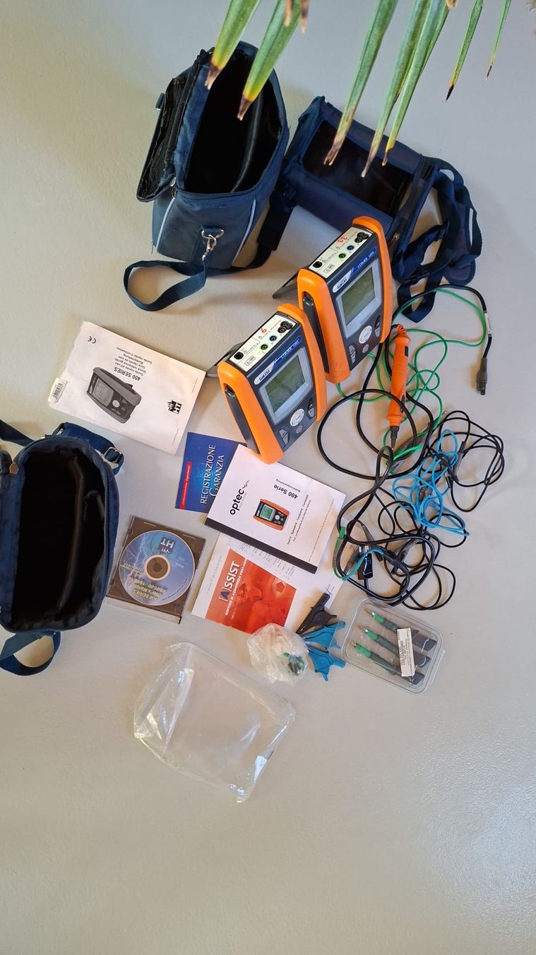 Messen: HT Instruments Combi419 Multimeter 2 Stück inkl. div Zubehör – Gebraucht aus Oberbipp von aut_x9tc 6