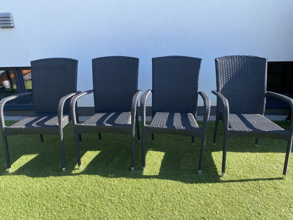 Chaises: 4 Stk. Polyrattan Gartenstühle – D'occasion à Rorschacherberg par shuk89