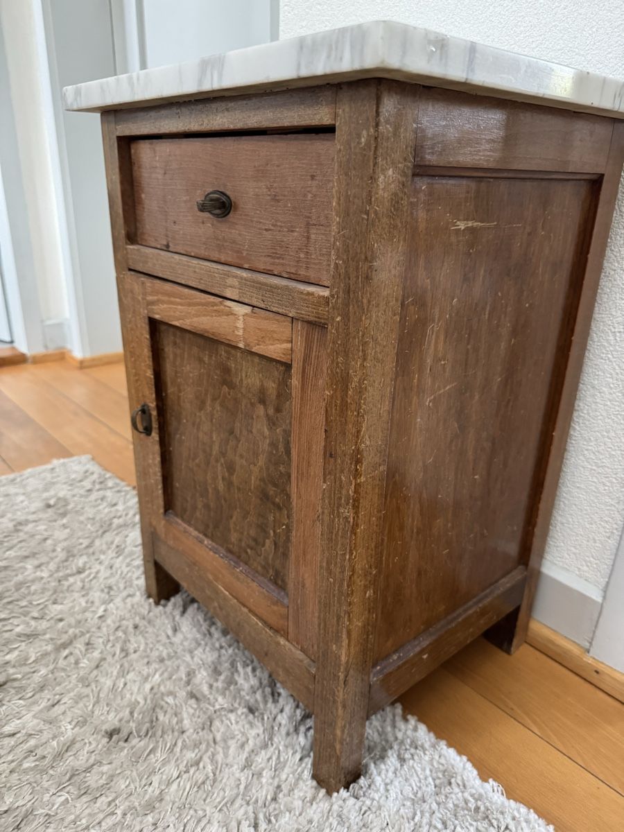 Tables de nuit: Nachttisch mit Porzellanplatte – D'occasion à Binningen par Caudiamima 1