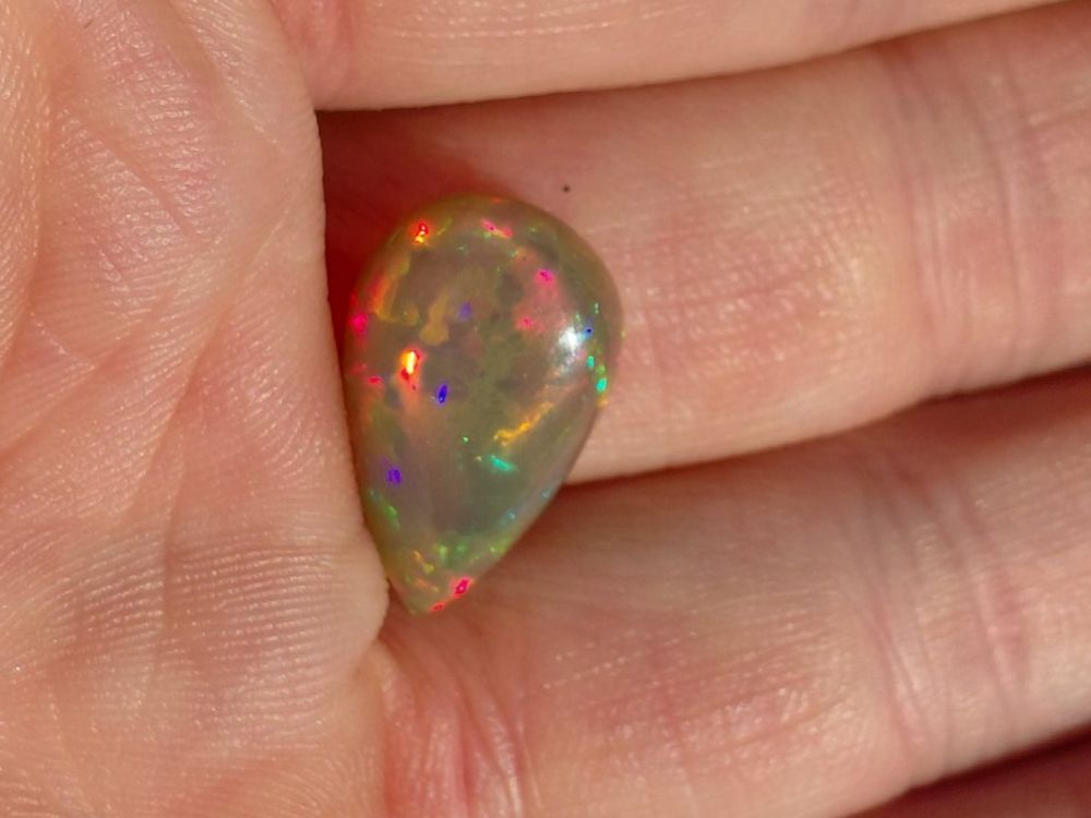 Pietre preziose: Sublime Welo Opal Top Cutting – Usato da Bévilard venduto da Yougems 4
