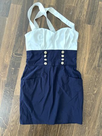Schönes Mini Kleid im Matrosen look Grösse 38