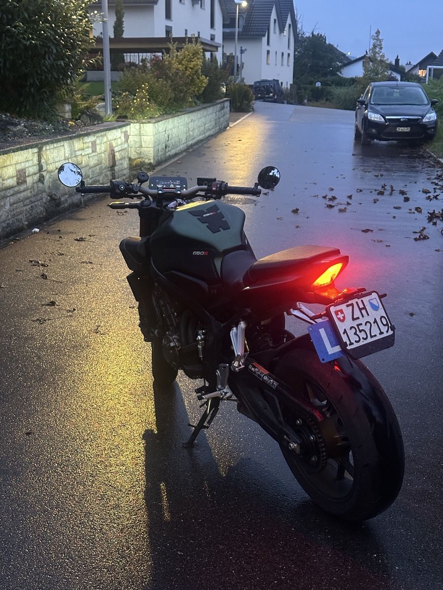 Honda Strasse: Honda CB650R E-Clutch 2025 – Gebraucht aus Hüttikon von luc_75bt 2