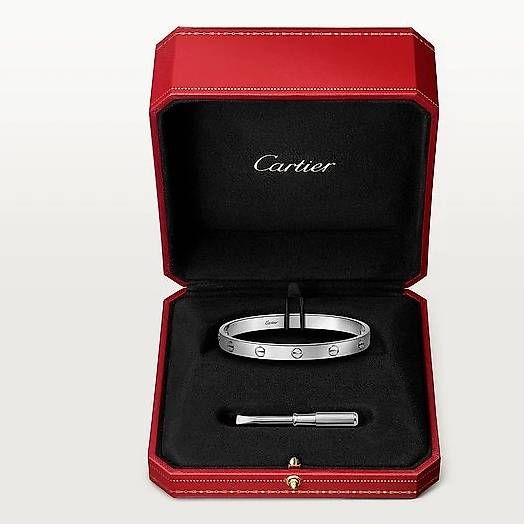 Cartier Bracciali & Braccialetti: Cartier Bracelet Love taille 18 – Usato da Pully venduto da Occasions-luxe.Golay 3