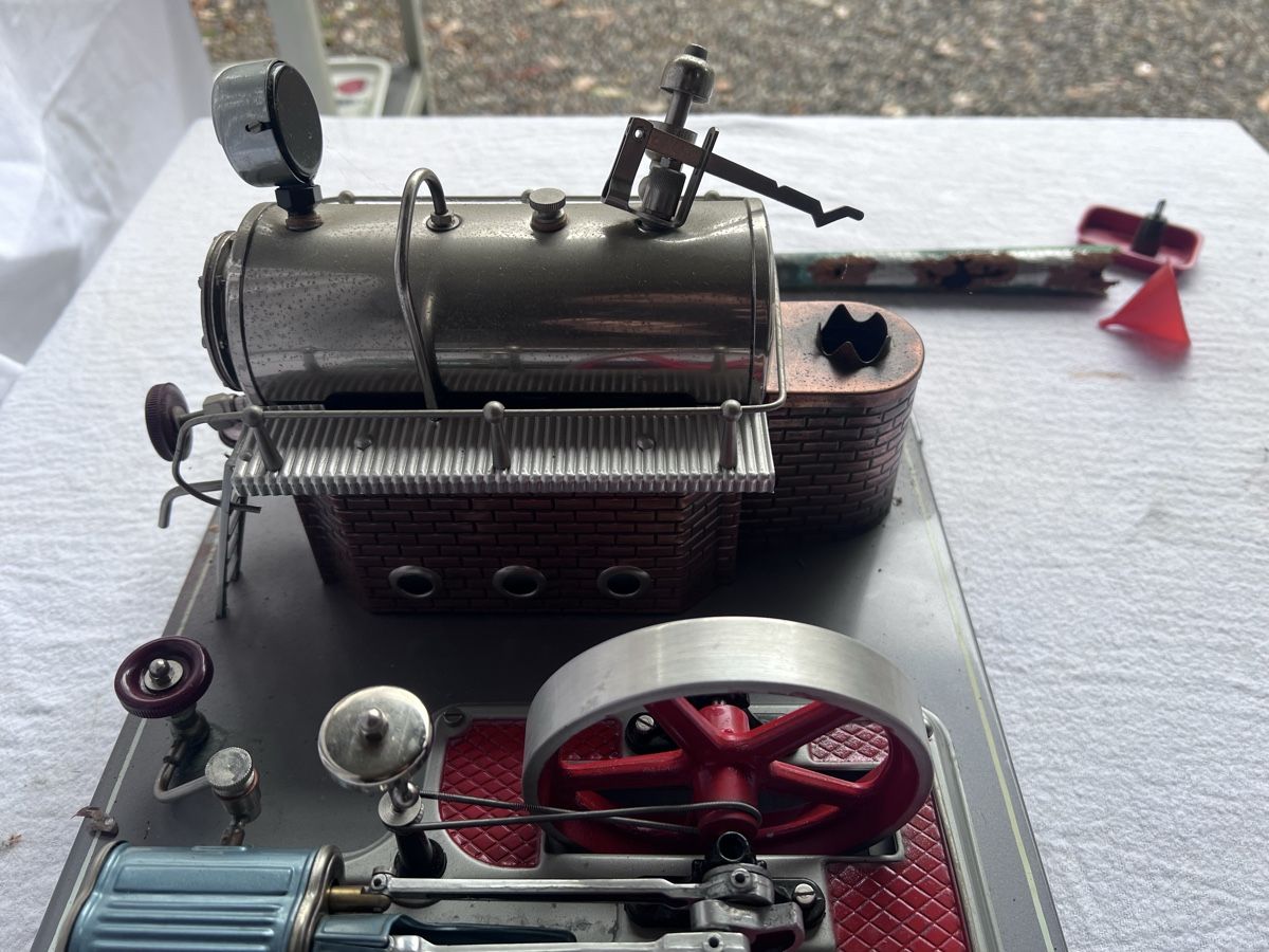 Wilesco Modellbausätze & Standmodelle: Dampfmaschine Wilesco (51) – Gebraucht aus Glattfelden von maa_qcj8 3