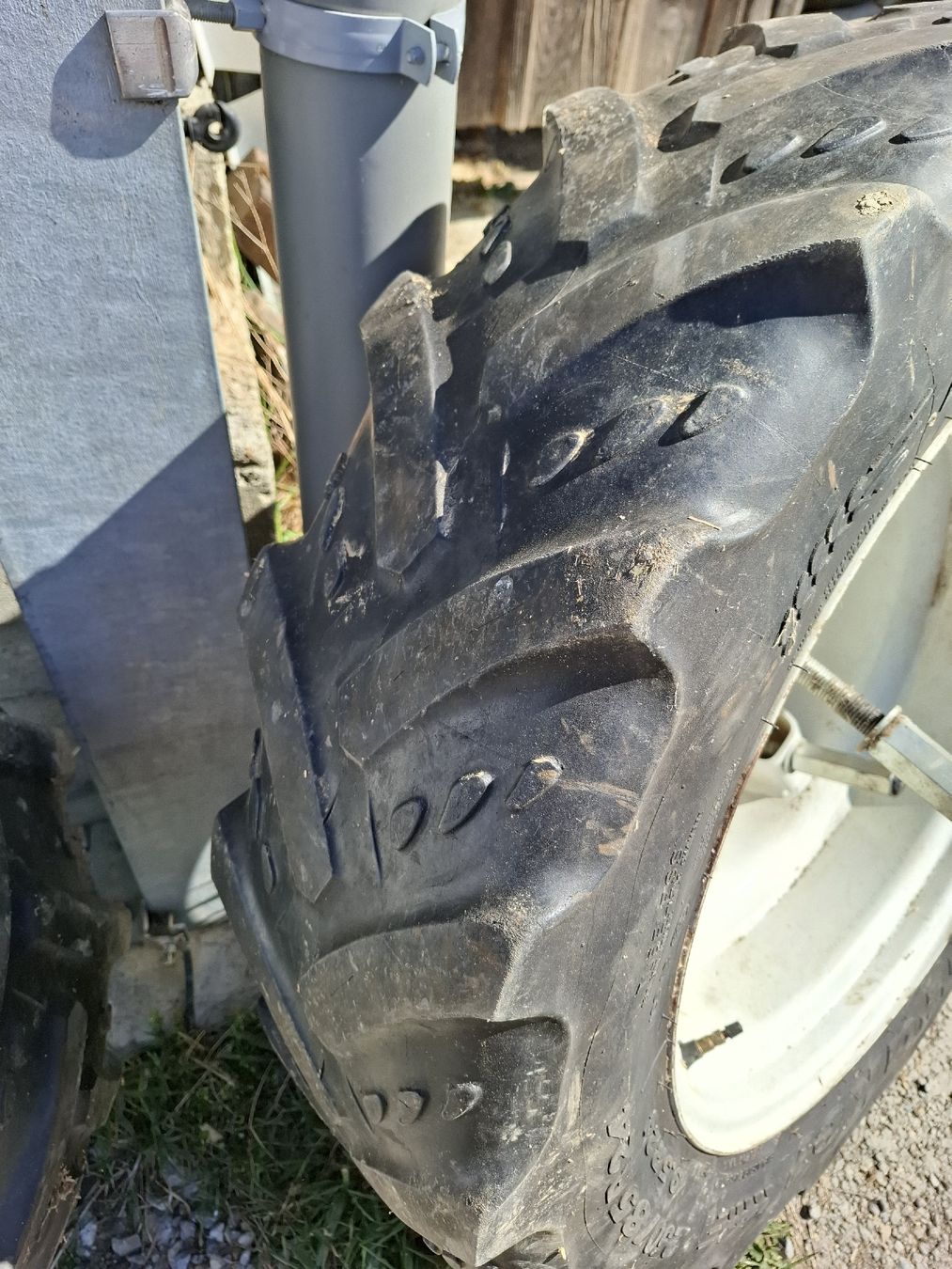 Pneus & Kompletträder: Doppel - Zwillings-Räder 250/85 R24 – Gebraucht aus Ebnat-Kappel von MILKSHAKE01 3