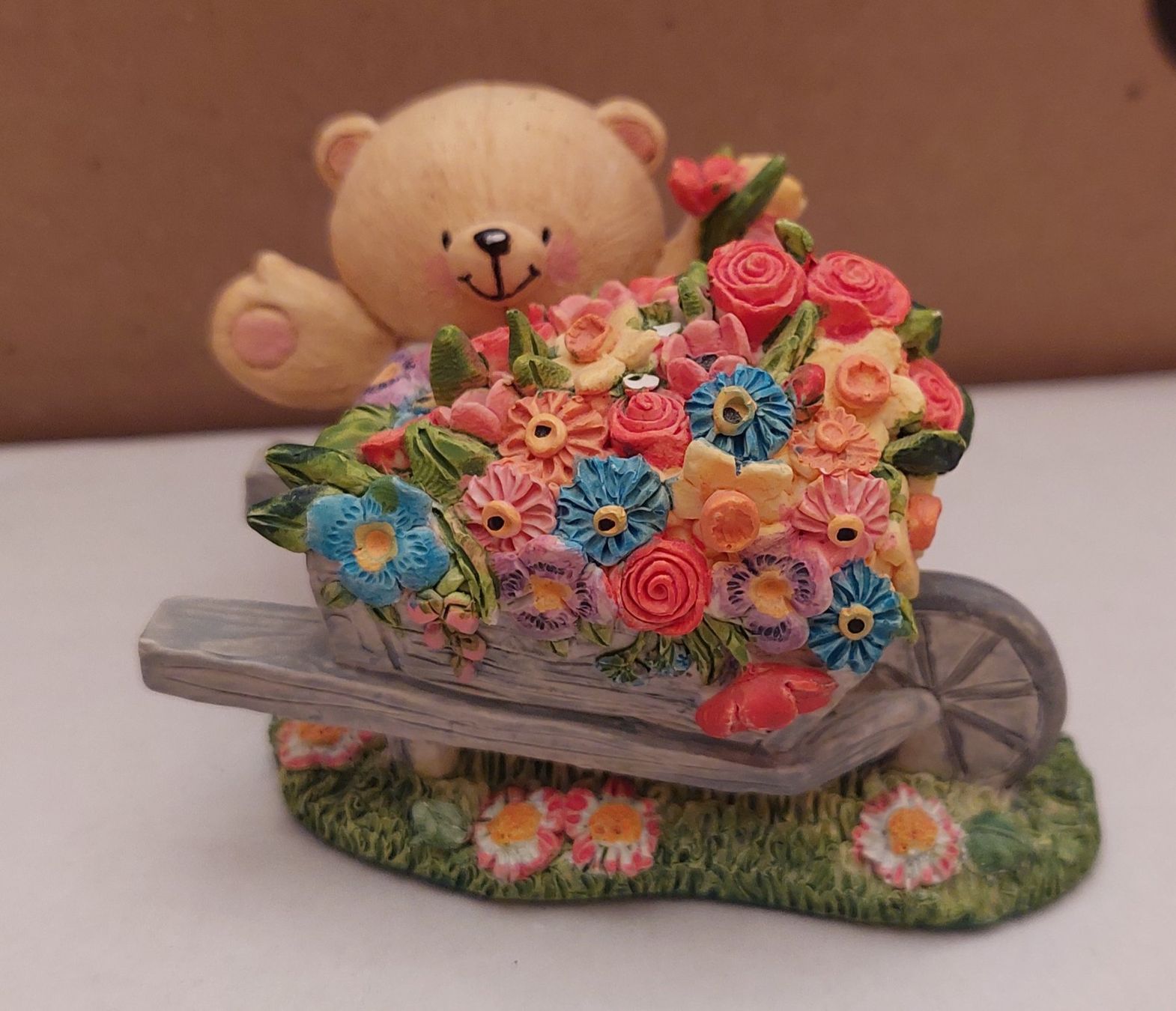 Figurines: 9 süsse Bärchen im Garten 'BROWNSWORD' – D'occasion à Immensee par Djinny 5