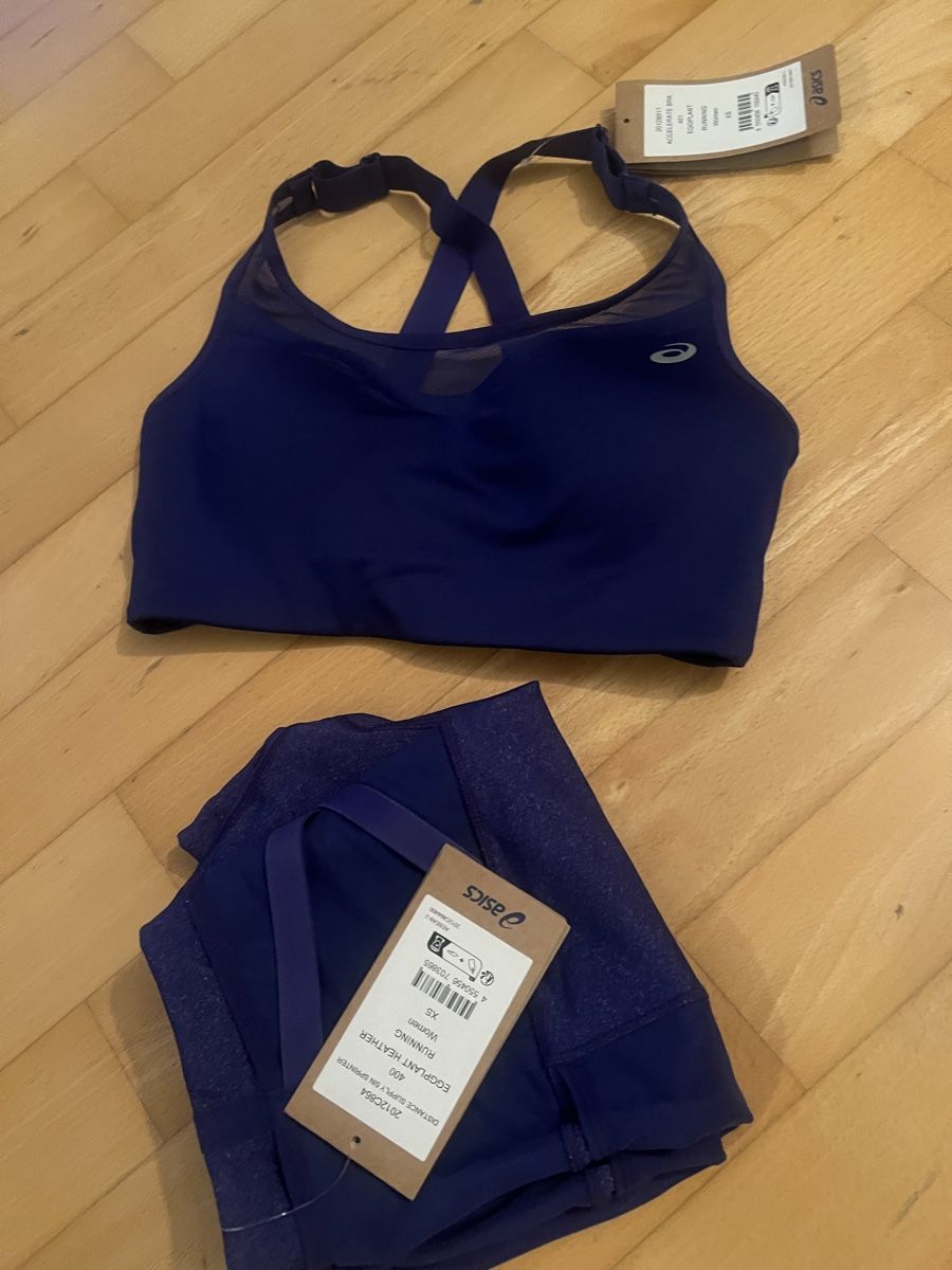Asics Lotti di vestiti: Schöner jogging set bin asics :Neu – Nuovo e nell'imballaggio originale da Biel/Bienne venduto da RO19 8