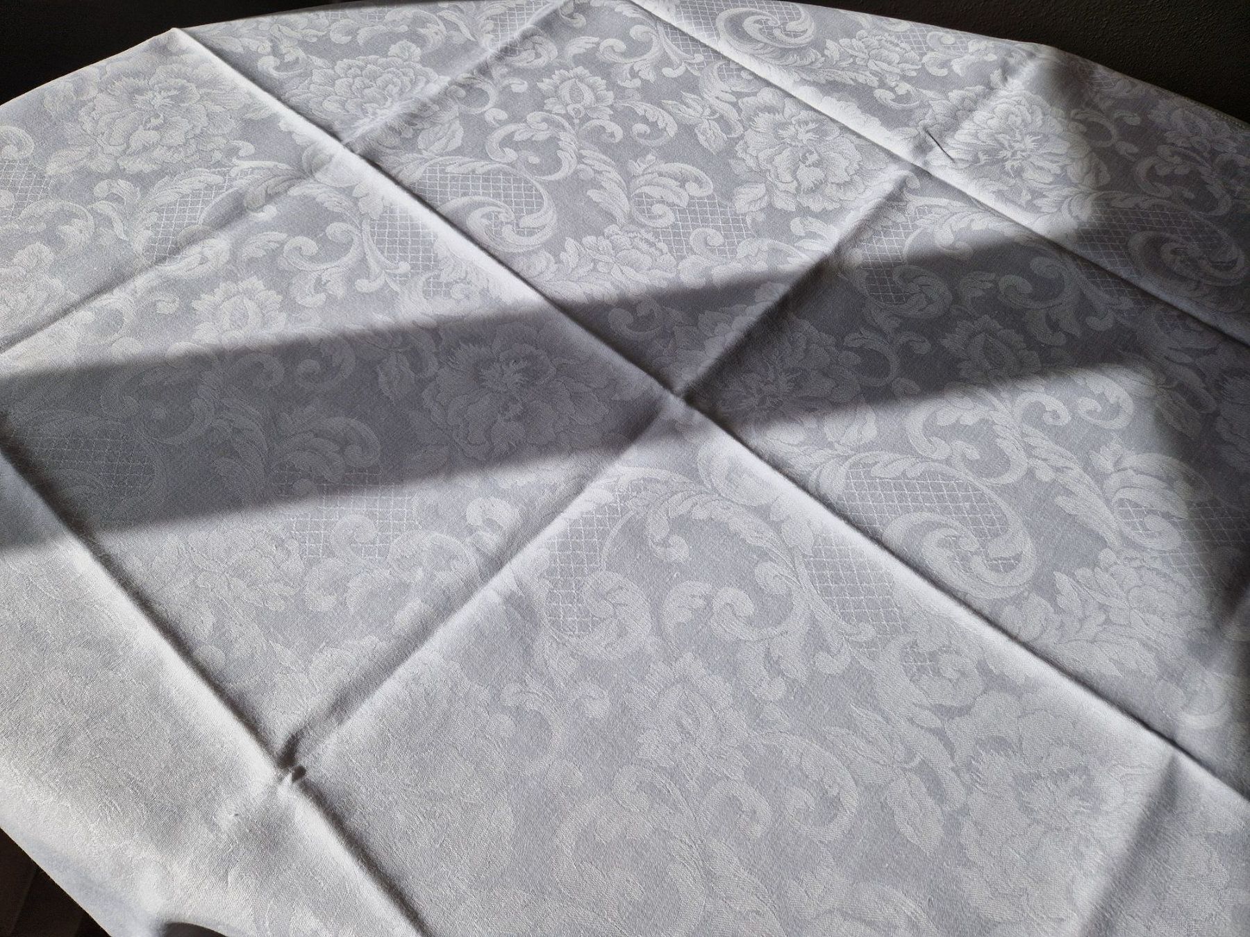 Altra biancheria da tavola: 2 Leinendamast Tischdecke 123x128cm – Nuovo (secondo la descrizione) da Bern venduto da Antikbatik 3