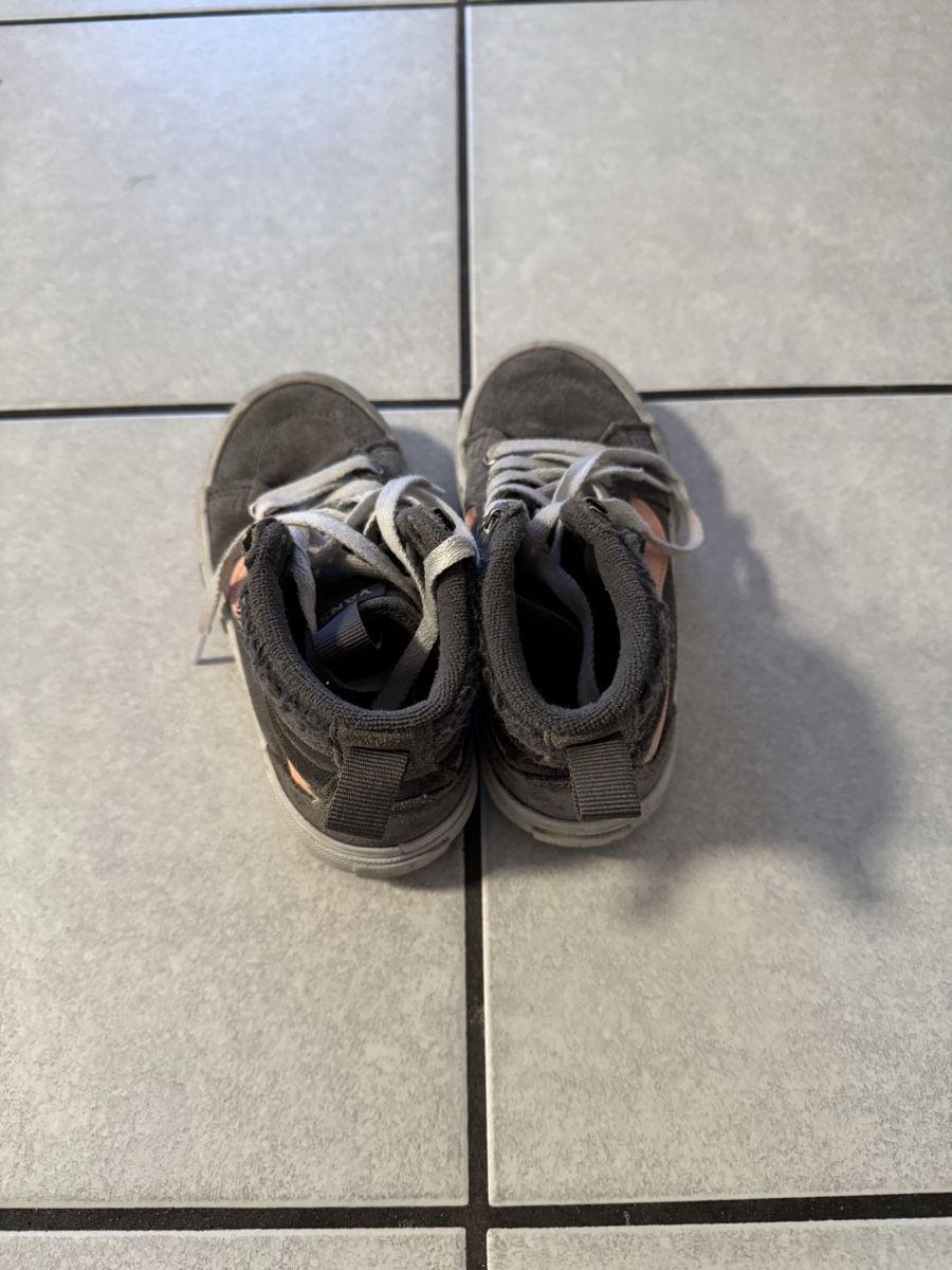 Vans Scarpe per ragazzi: Scarpe da bambino Vans – Usato da Morcote venduto da bat_z2fs 2