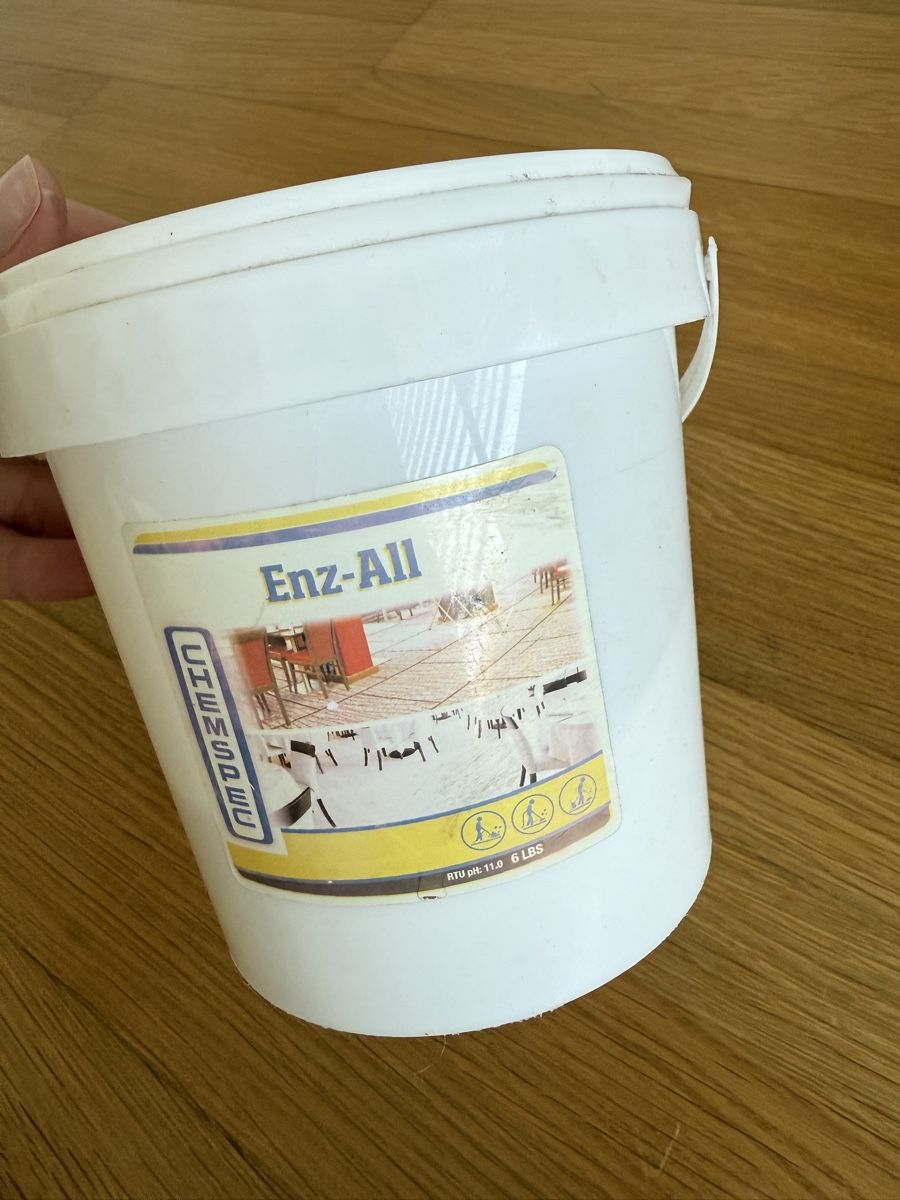 Prodotti per la cura: Enz All Polsterwaschmittel teppich sofa waschen putzen – Usato da Meggen venduto da gry_6gng