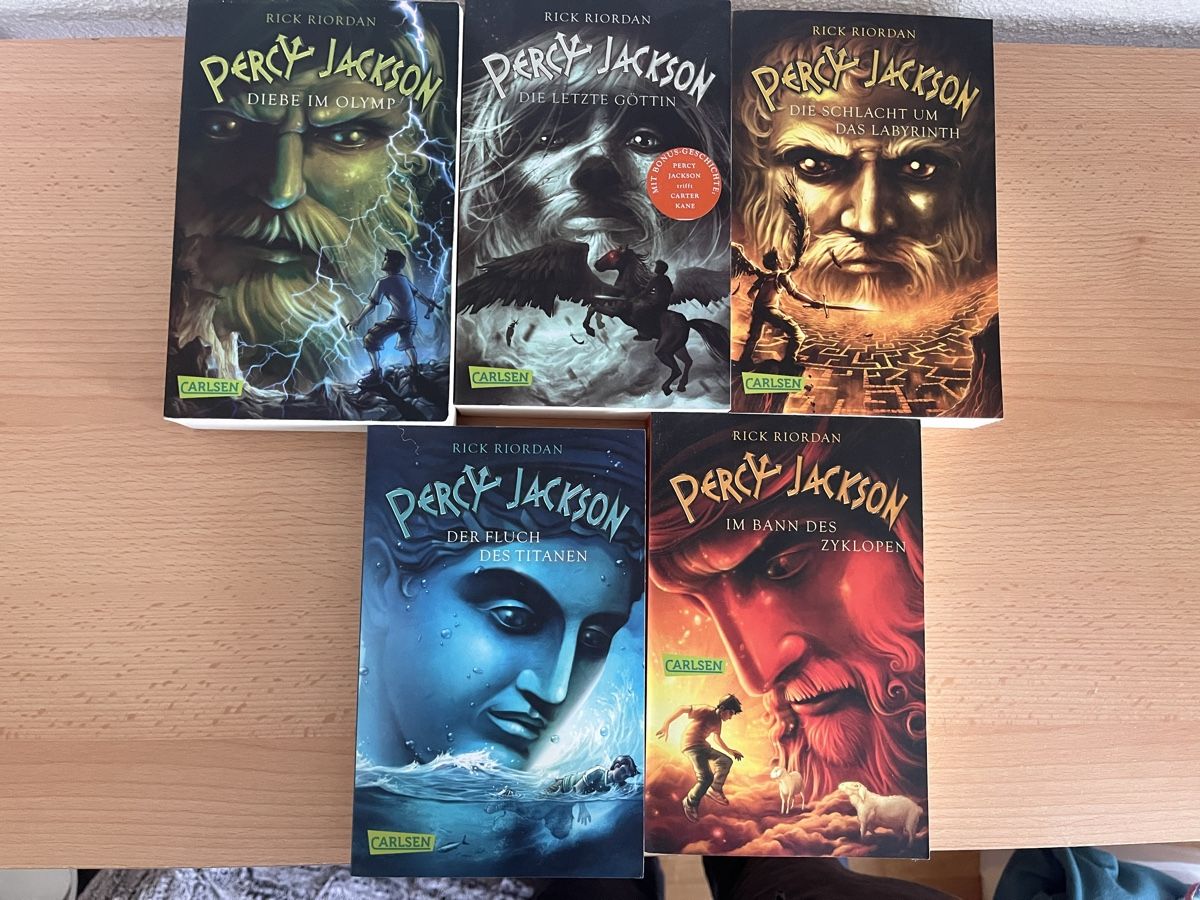 Livres: Percy Jackson Bücher-Set – Neuf (Voir description) à Steinmaur par kpelczar 1