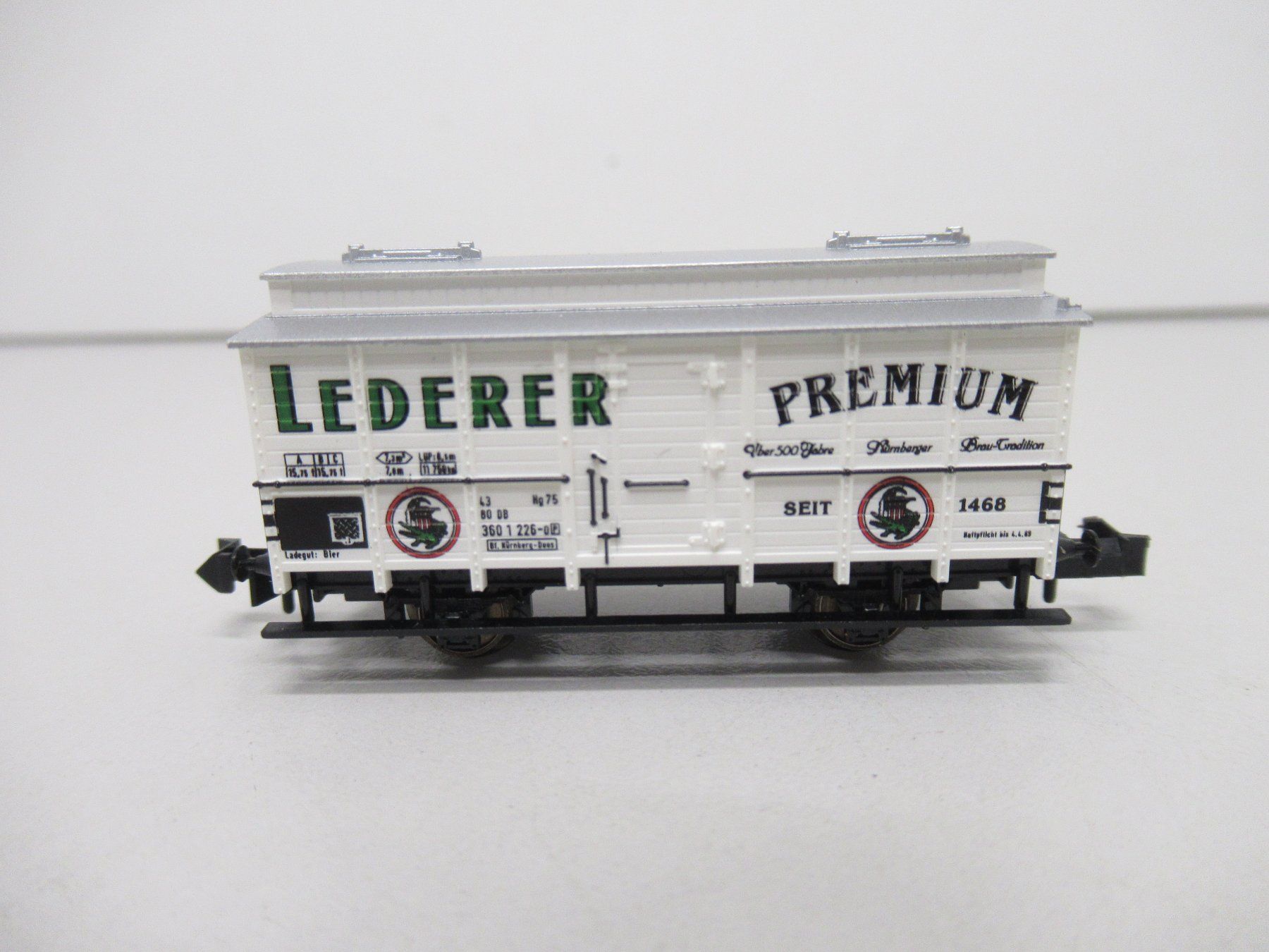 Trix Modelleisenbahnen: Minitrix 13604 gedeckter Güterwagen Lederer Deutsch Spur N – Gebraucht aus Basel von mhmarken 1