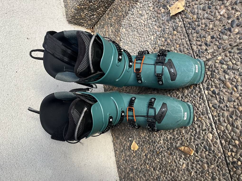 Scarpe da uomo: Chaussure de ski de randonnée Lange XT3 – Usato da Blonay venduto da ame_ygz8