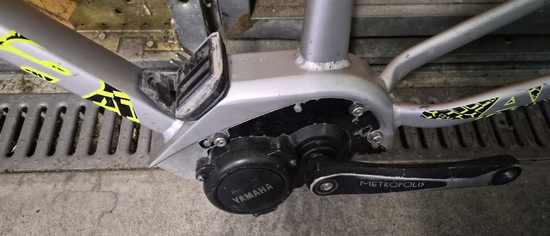 Yamaha Velos: Rahmen E-velo mit Elektronik Yamaha – Defekt aus Gunzwil von sta_k5nm 3